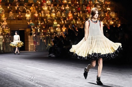 Дом Louis Vuitton представит новую коллекцию вне Недели моды в Париже