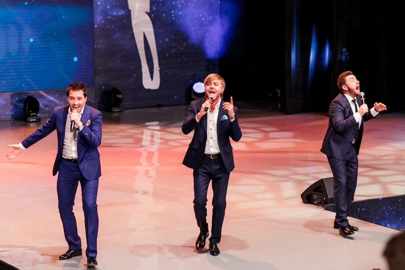 оф 2018. открытые медиа литва ведущие. выход конкурса «мисс офис». Office 2018. чм 2018 первый канал.