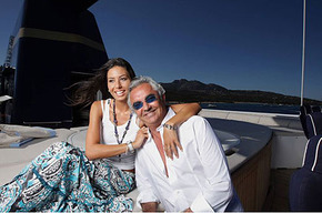 Флавио Биаторе с женой на борту яхты