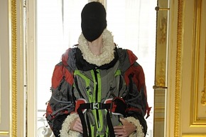 (с) Style.com