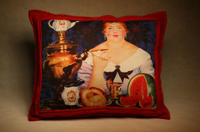 войлочная подушка для интерьера с репродукцией картины Кустодиева