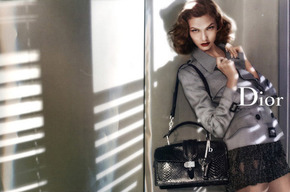Карли Клосс в кампании Dior