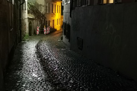 Виктор Кузьмичев сравнил фотографию и моделирование одежды