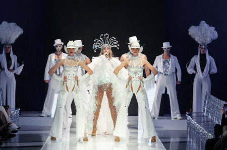 Основные тренды мировой моды сезона 2024 представили российские именитые и молодые дизайнеры в торговой галерее Seasons