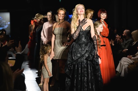 Дизайнеры из разных стран приняли участие в самом престижном fashion событии Милана - «Promenade della moda»