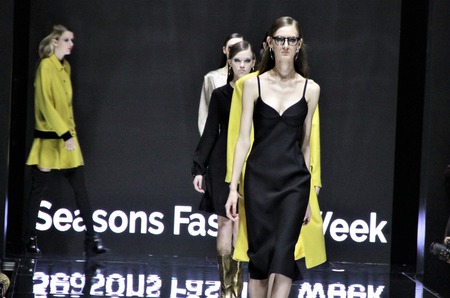 Smart fashion Игоря Чапурина на открытии Недели моды Seasons Fashion Week